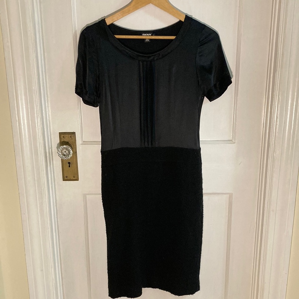 DKNY Black Short Sleeve Dress